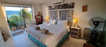 Clanwilliam Oasis - Naturism, Boating, Hiking & more. Adults only. Отели в г. Citrusdal