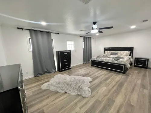 Modern Home w/ Sunroom & BBQ