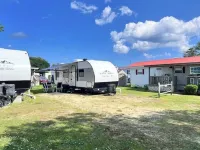 The Hoss  Surf City, NC at Lanier's Campground ペンダーのホテル