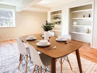 Clean and Charming Hilltop Guesthouse with 1-King bed, Central AC and Heating Hotels in Kenmore