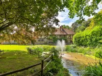 Sandhill Cottage with Hot Tub