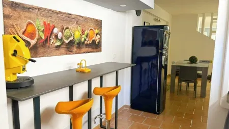 Casa del Limone ideal for families and beyond.... Отели в г. Isola delle Femmine