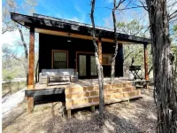 Dreamers Cozy Cabin Hotels in Real County