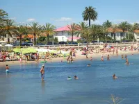 Home2Sea - Studio Cabin, Pool, Garden, 2 Adults + 3 Children