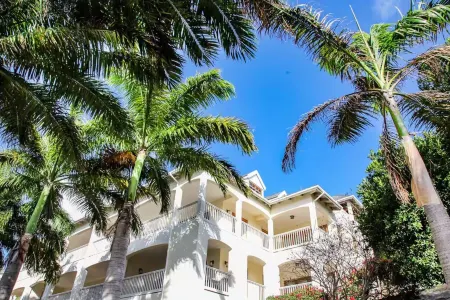 Nonsuch Bay 3 bedroom duplex private apartment