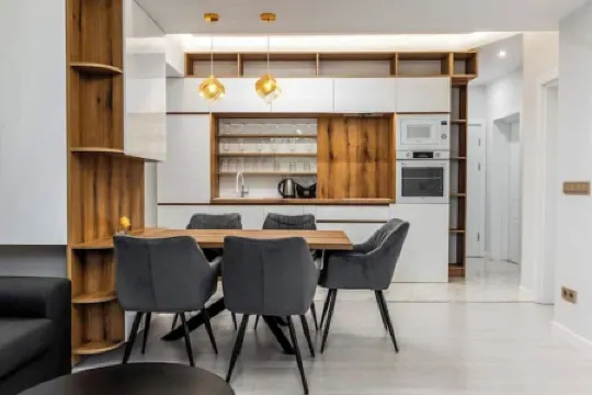 Vitoshka Luxury: 2-BR Retreat