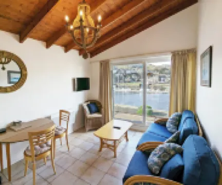 Harbour Haven: Spectacular Views