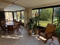 Cabriès: Family home in Provencal countryside, 20 min from Aix-en-Provence Hotels in Cabries