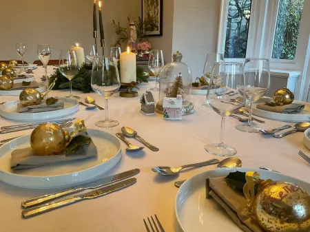 Large Boutique house set in own grounds