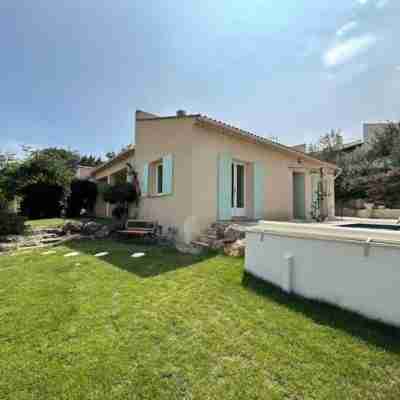 Villa with pool and castle view Hotel Exterior