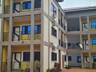 DAA DINGBE SUITES - LUXURY APARTMENT #1 Hotels in 