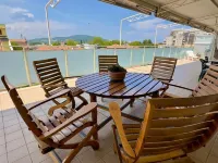 The Hammock, spacious, super-comfortable panoramic penthouse near Rossini Theater