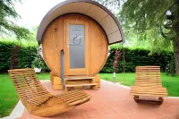 Rifugio DiVino Dormire in Una Botte - Wine Barrel Stay Near Rome