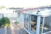 L'Olivier: 5 Min from the Sea, an Enclosed Terrace on the Edge of the Forest.