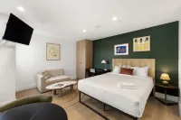 UKO Potts Point Sydney Harbour Exclusive 주변 호텔