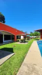Yolonam Inn - Pools