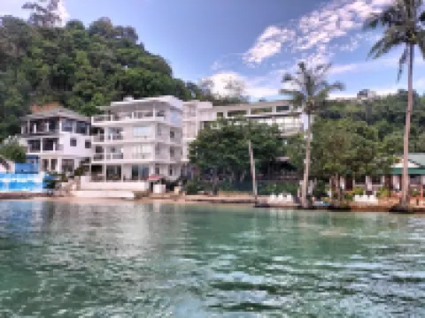 Orange Pearl Beach Resort Hotels in EL Nido