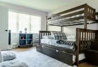Tranquil Family Retreat - for 10! - 4-Star
