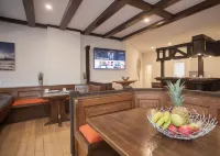 ピステ ウント ペダーレ - ダイネ ブーデ - ダイン アプフェンター (2 ミン ツ フース アム バイクパーク, 2 ミン ツム スキーリフト)