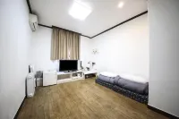 Cheongju Pool House Motel