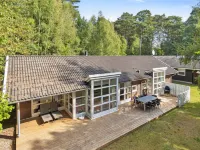 "Dorit" - 600m from the Sea