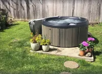 Coastal Refuge, *Hot Tub,* Close to Town.