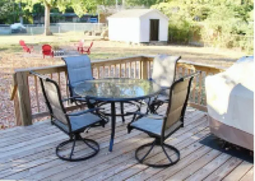 Quiet 3 Bedroom Home Close To Nashville