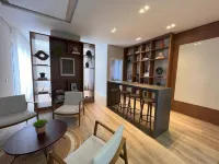 Easy Life Campus Puc by Xtay: Sua Moradia em Curitiba