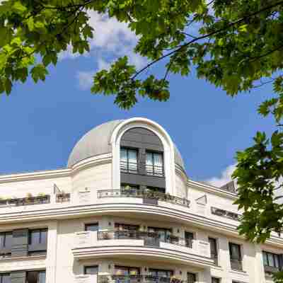 Yuna Porte-Maillot - Serviced Apartments Hotel Exterior