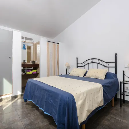 Pula ViNas - Villa With Private Pool. Free Wifi