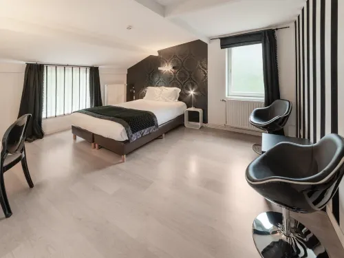 Spacious Villa Near Barvaux - bar