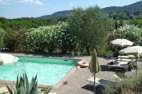 Charming Villa in Tuscany with Pool & Views - Pool