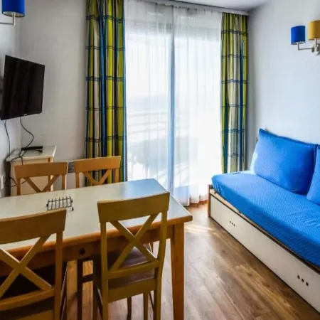 Residence Les Oceanes with sea view