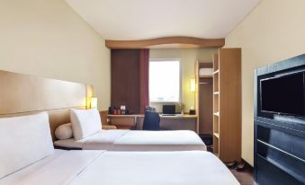 Ibis Surabaya City Center