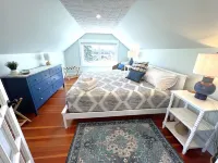 The Sea Gaze - 5BR with Beach Path Hotels near Palace Playland