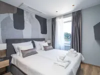Apartments Villa Royale - Premium One Bedroom Apartment with Sea View - 2-Star