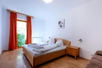 스투바이 빙하 스키장 근처의 아파트먼트, 노이슈티프트