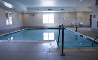 Country Inn & Suites by Radisson, Carlisle, PA - Pools
