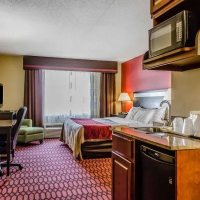 Baymont by Wyndham Harrisburg Hotels near Zoo America