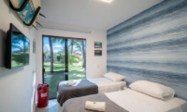 美麗的公寓式住宅，帶泳池 Cqs0004