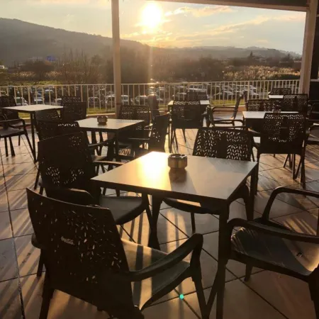 Hotel Seminario Aeropuerto Bilbao Отели в г. Бискайя