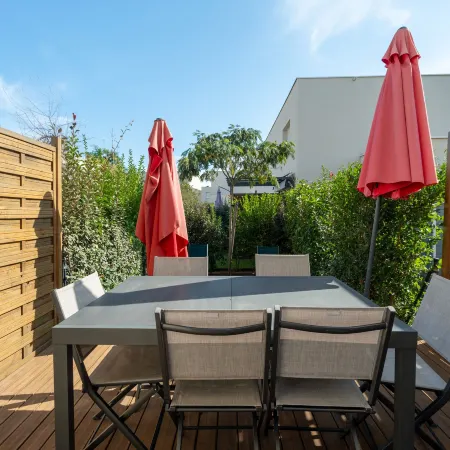 Cozy Villa Near Sérignan Beach