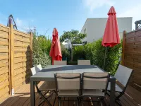 Cozy Villa Near Sérignan Beach