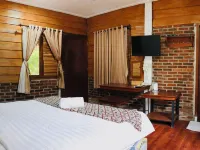 Giri Tengah Resort Borobudur Hotels in Magelang Regency