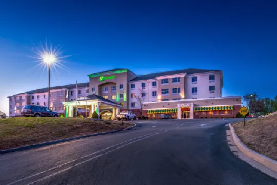 Holiday Inn POPLAR BLUFF by IHG