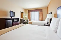Holiday Inn Express & Suites Clovis