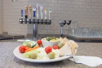 Holiday Inn BISMARCK by IHG - breakfast