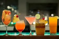 卡珀累歐胡島 - 希爾頓大使館套房飯店 - 酒吧