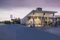 ريد روف إن آند سويتس روم