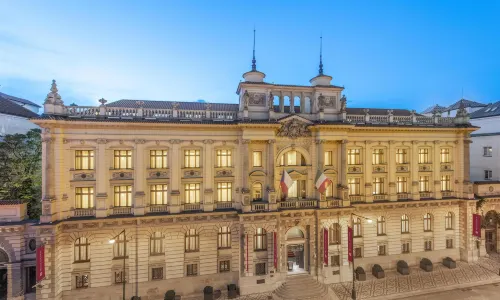 NH Collection Carlo IV